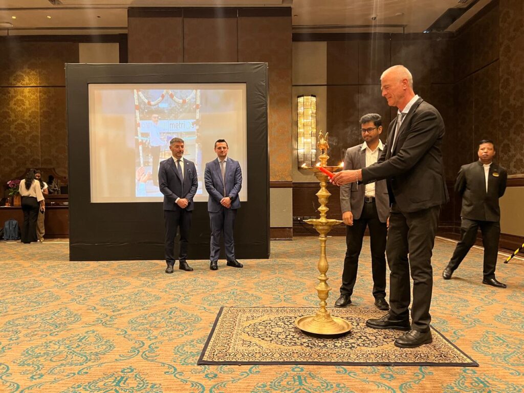 Marco Magalotti Sales Manager VICIVISION Carlo Bedeschi General Manager of VICI & C SpA Luca Vici - CEO VICI & C SpA Sridhar - Managing Director of Vicivision India pvt ltd Pramodha - Technical Director of Vicivision India pvt ltd
